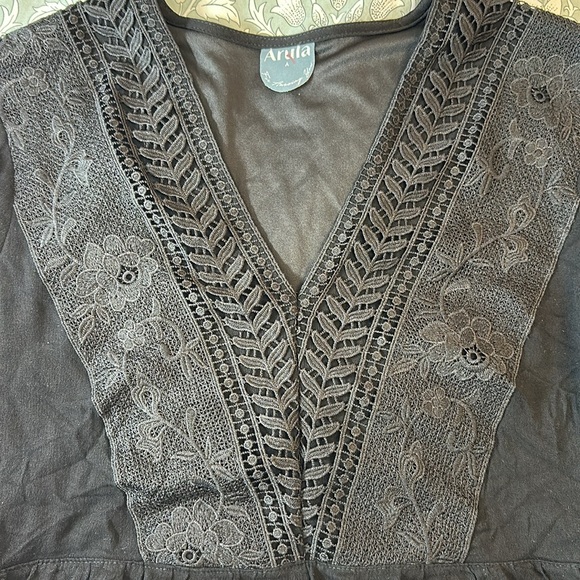 ARULA Black Boho Crochet and Lace Short Dress‎ with Bell Sleeves 1X - Picture 6 of 7